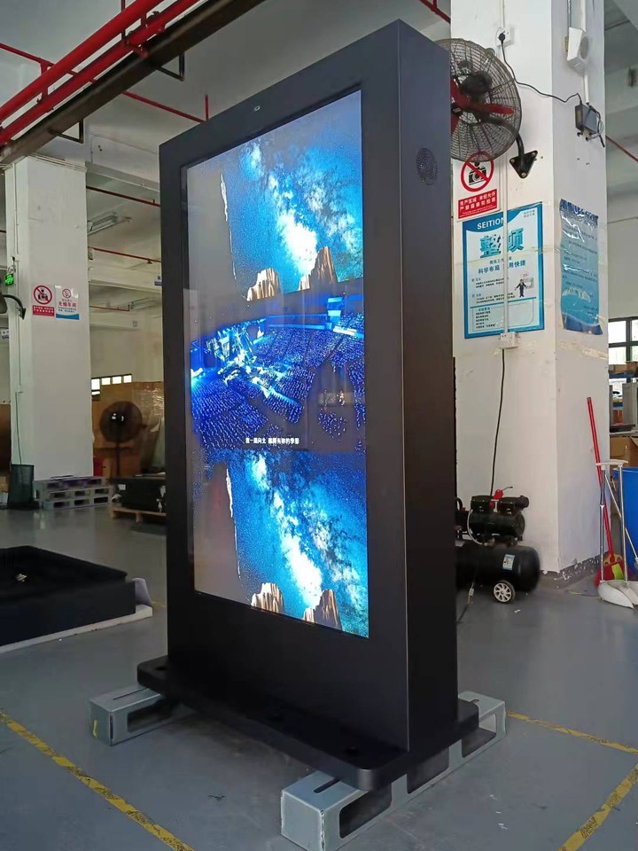 分析戶外廣告機(jī)設(shè)備及戶外廣告機(jī)在未來的走向